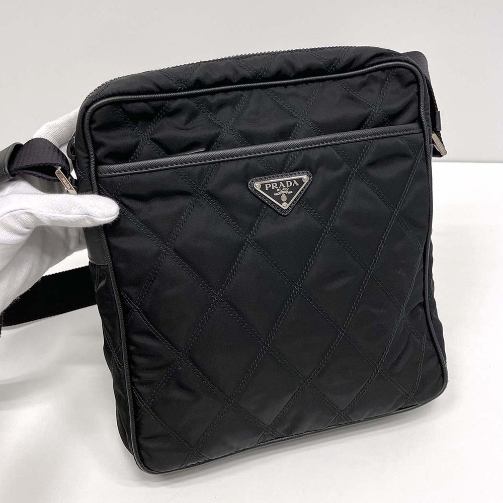 Prada Quilted Messenger Crossbody Bag Black - Picture 6 of 12